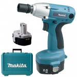 MAKITA 6934FDWDE Masina de insurubat cu impact cu 2 acumulatori Ni-MH, 14.4V, 2.6Ah, 140Nm