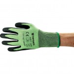 CROMWELL  Manusi rezistenti la taiere FOAM NITRILE CUT 5 GLOVEGREEN SZ.7